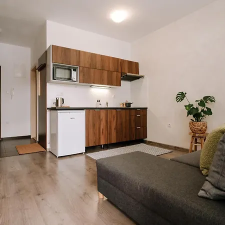 Kesta, Centrum, Free Parking マルティン