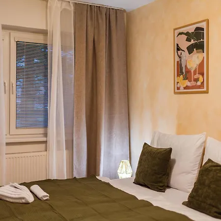 Apartment Kesta, Centrum, Free Parking *