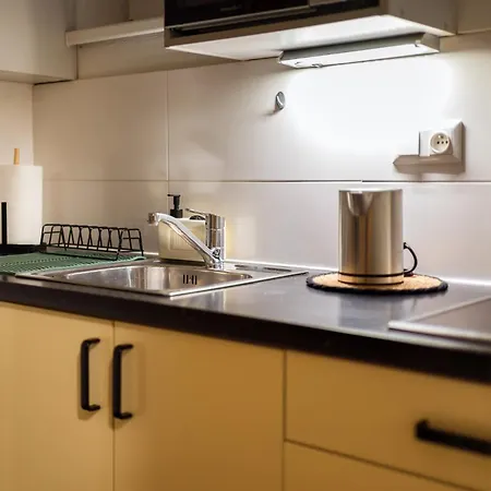 Kesta, Centrum, Free Parking *