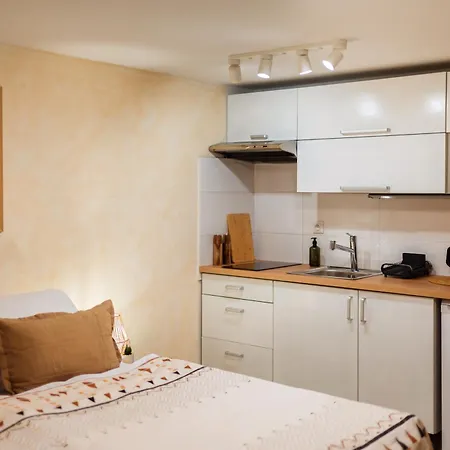 Kesta, Centrum, Free Parking