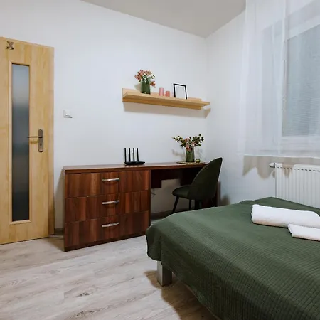 Kesta, Centrum, Free Parking 公寓 马汀