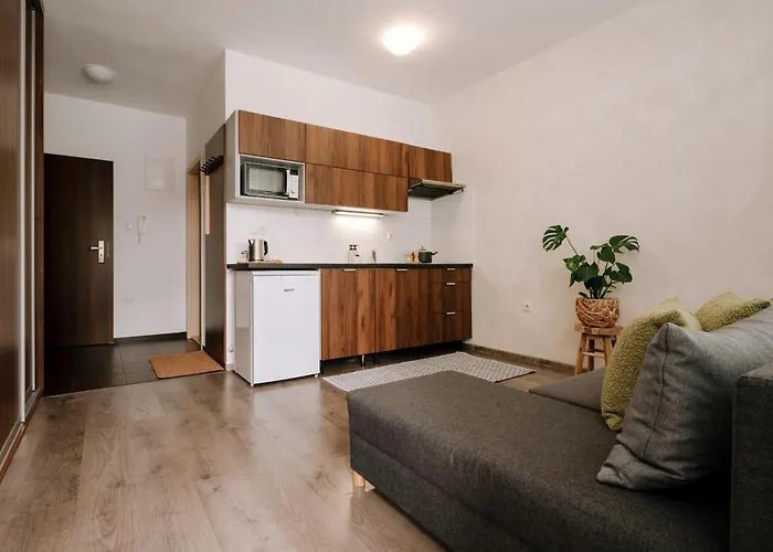 Kesta, Centrum, Free Parking Martin