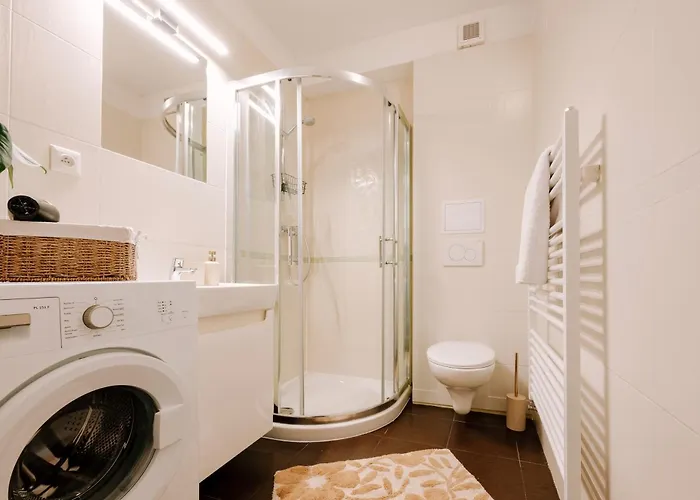 公寓 Kesta, Centrum, Free Parking 马汀