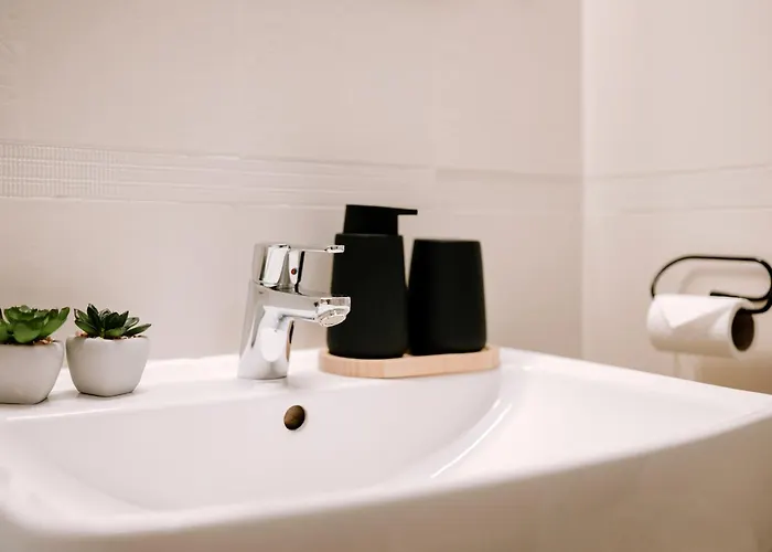 Kesta, Centrum, Free Parking Martin