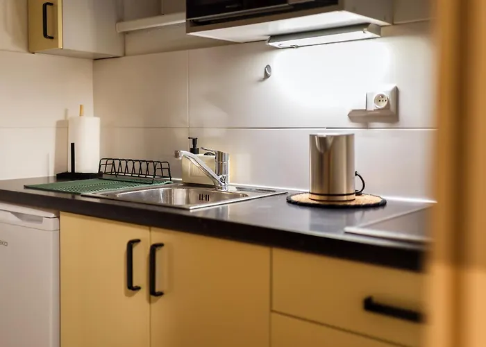 Kesta, Centrum, Free Parking *