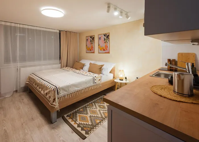 Kesta, Centrum, Free Parking 公寓