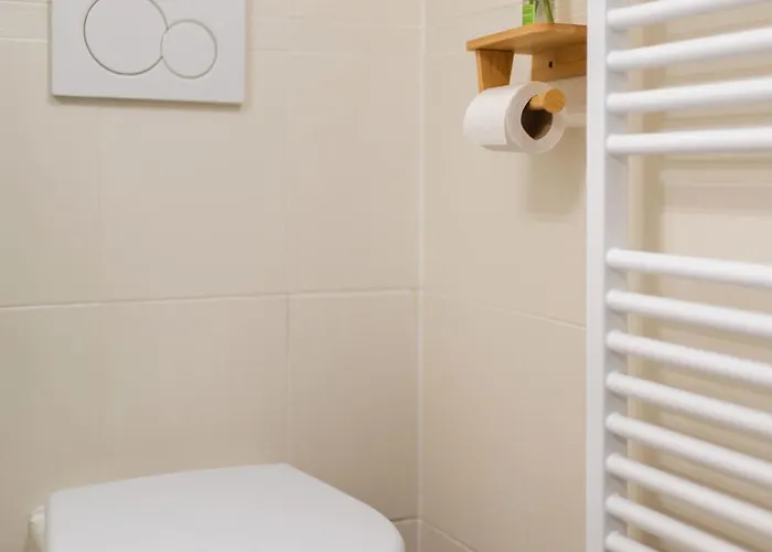 Kesta, Centrum, Free Parking Martin