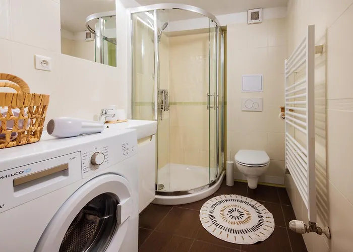 Kesta, Centrum, Free Parking